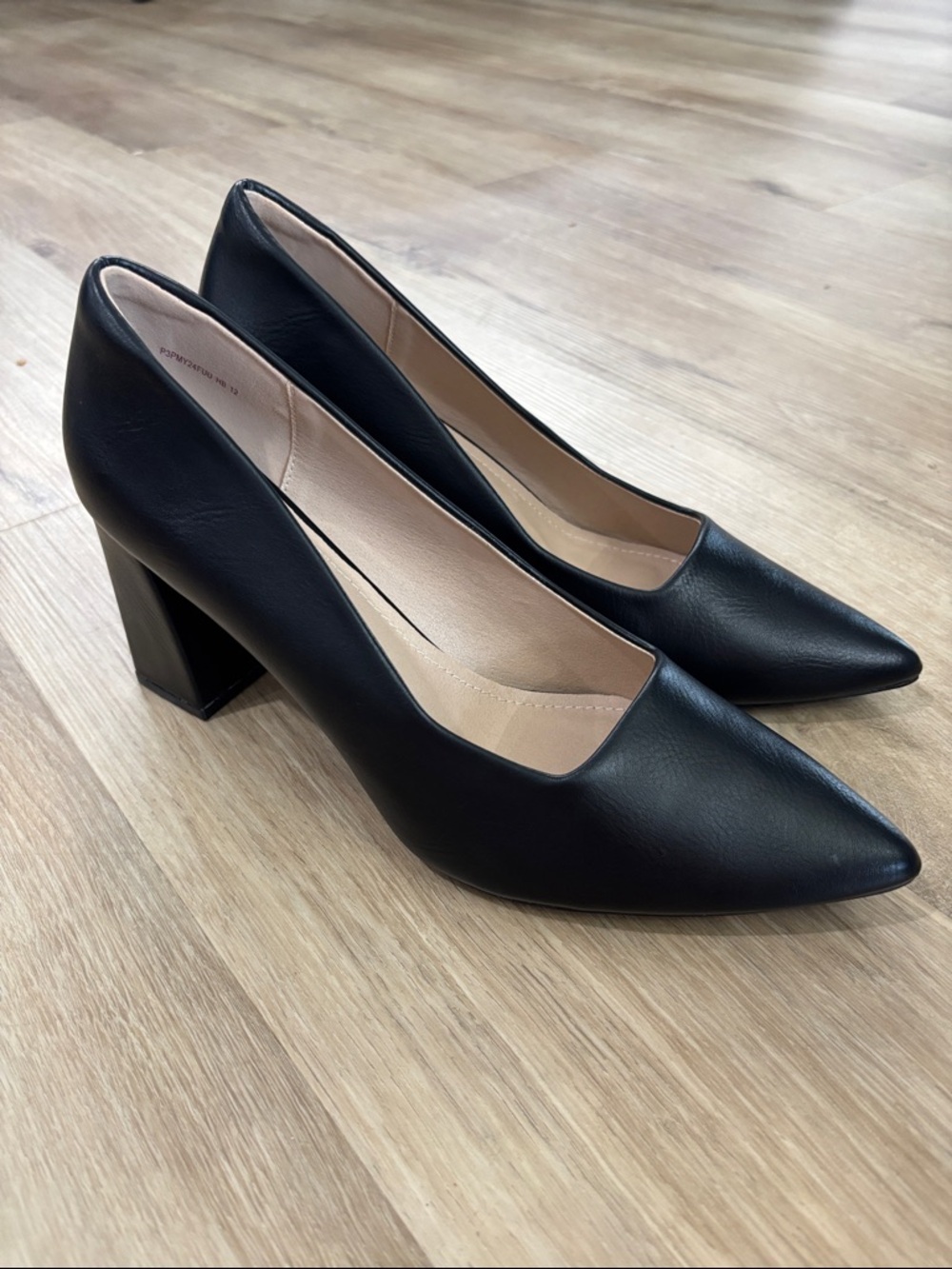 NEW Women’s IDIFU Block Heel Pumps